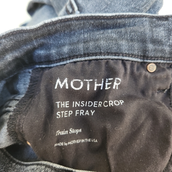 MOTHER The Insider Crop Step Fray Train Stops - Picture 13 of 14
